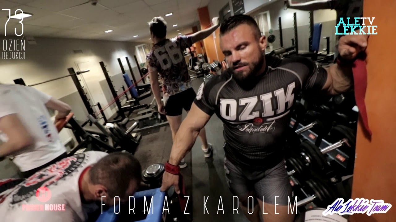 Barki i tricepsy w końcu zaczną rosnąć :-)