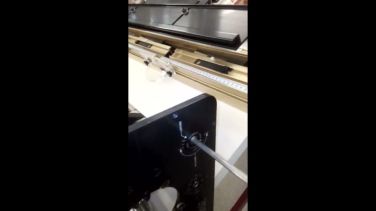 Incra router lift ~ locking cam