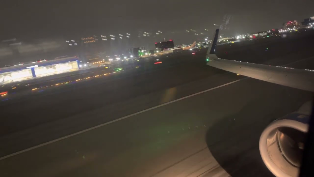 JetBlue Airbus A321 Landing in Los Angeles, CA