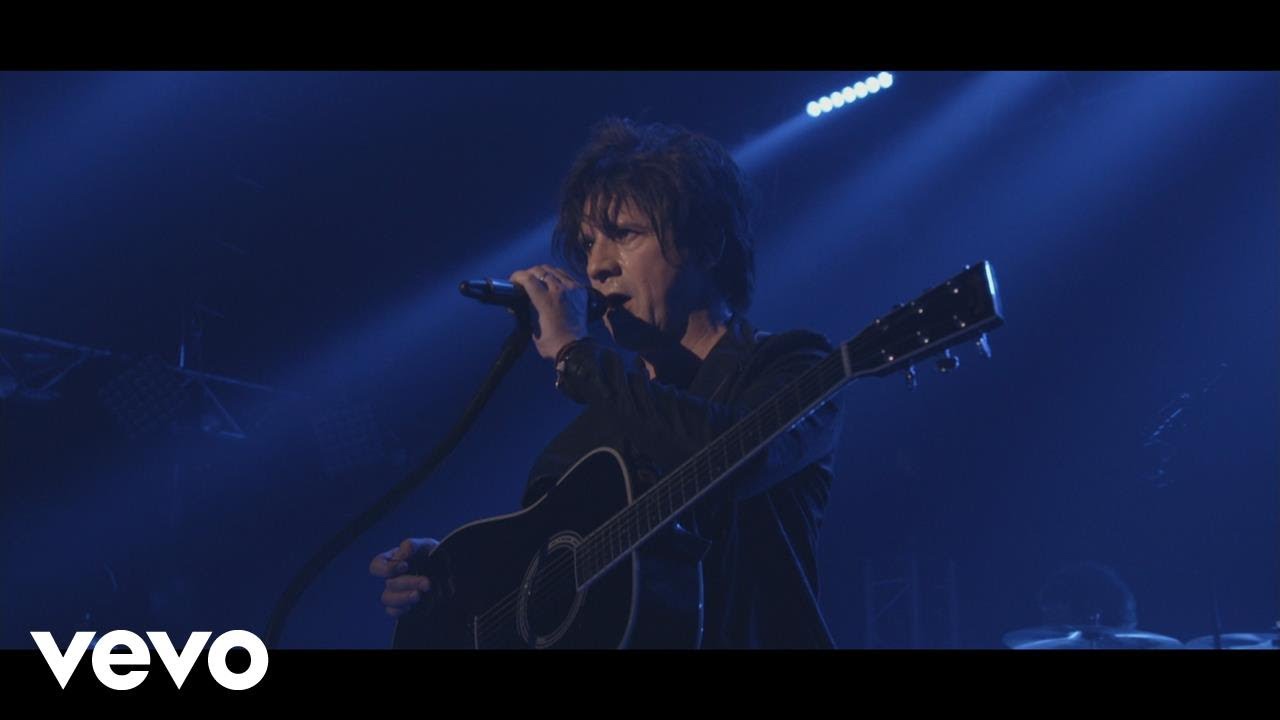 Indochine - Karma Girls (Alcaline, le concert au Trianon 2017)