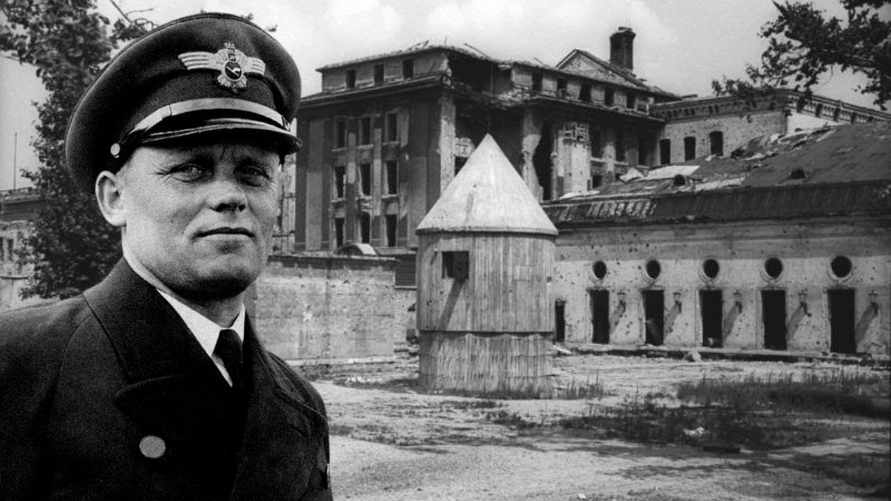 Inside Hitler&rsquo;s Bunker: The Final 48 Hours Told by His Pilot Hans Baur