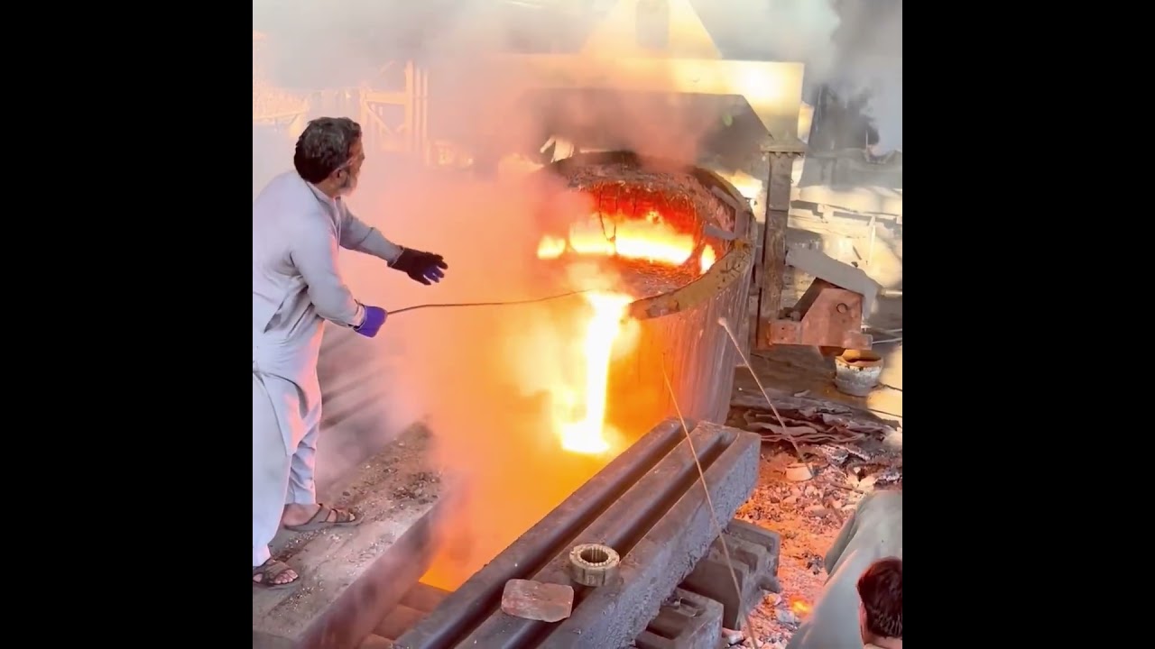Od stopionego metalu do maszyny: odlewanie piły taśmowej od początku do końca