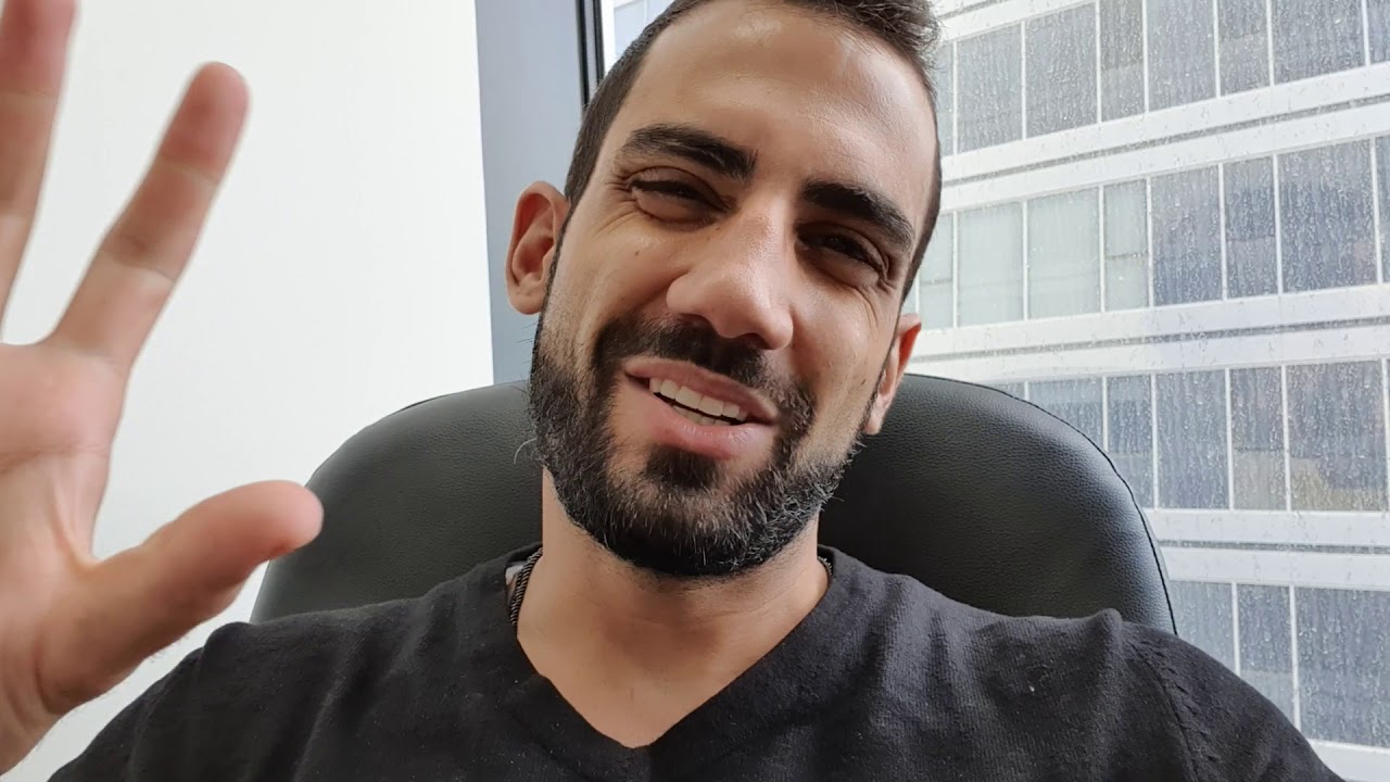 3 טריקים להיות כריזמטי בטירוף!