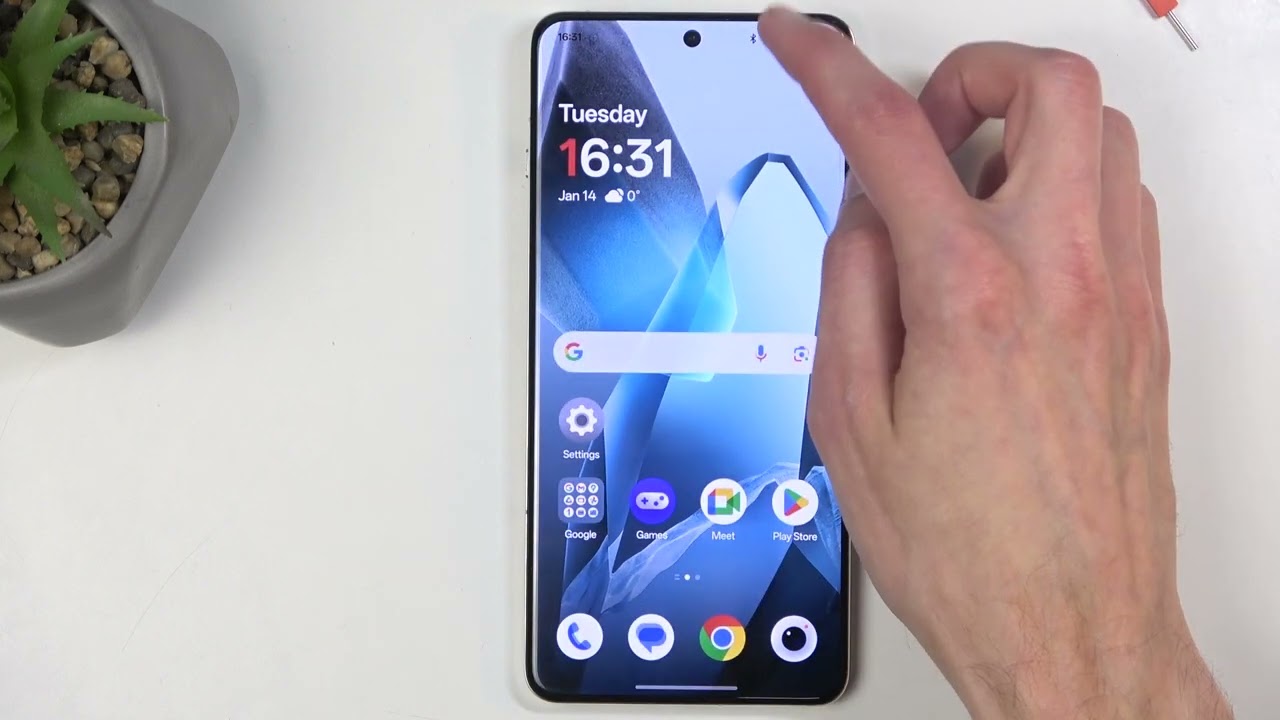 Как активировать портативную точку доступа на OnePlus 13