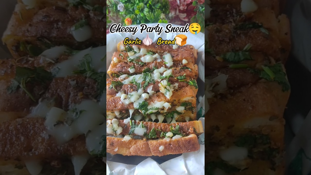 Let's Make *Ekdam Cheesy Party Snack*🔥🔥#garlicbread #shorts #cheese #partysnacks #starters #snacks