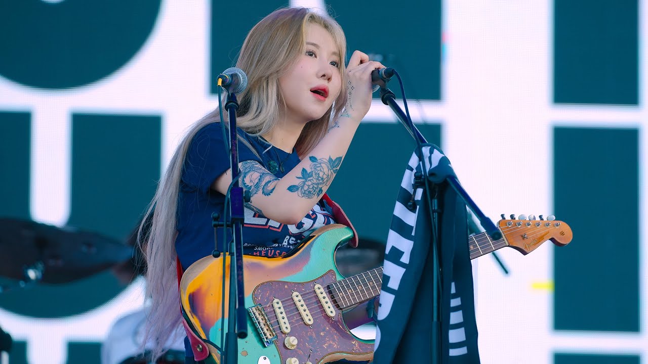 230804 백예린 I 더 발룬티어스 'Radio' 직캠 📻 The Volunteers fancam 가사 자막 해석 @ 인천 펜타포트 락 페스티벌 by Jinoo
