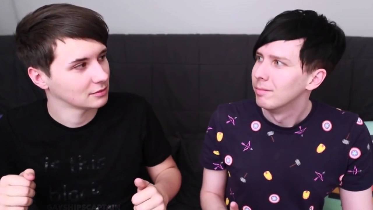 dan and phil (PHAN CRACK)