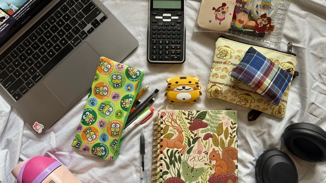 what's in my backpack // graduate student edition