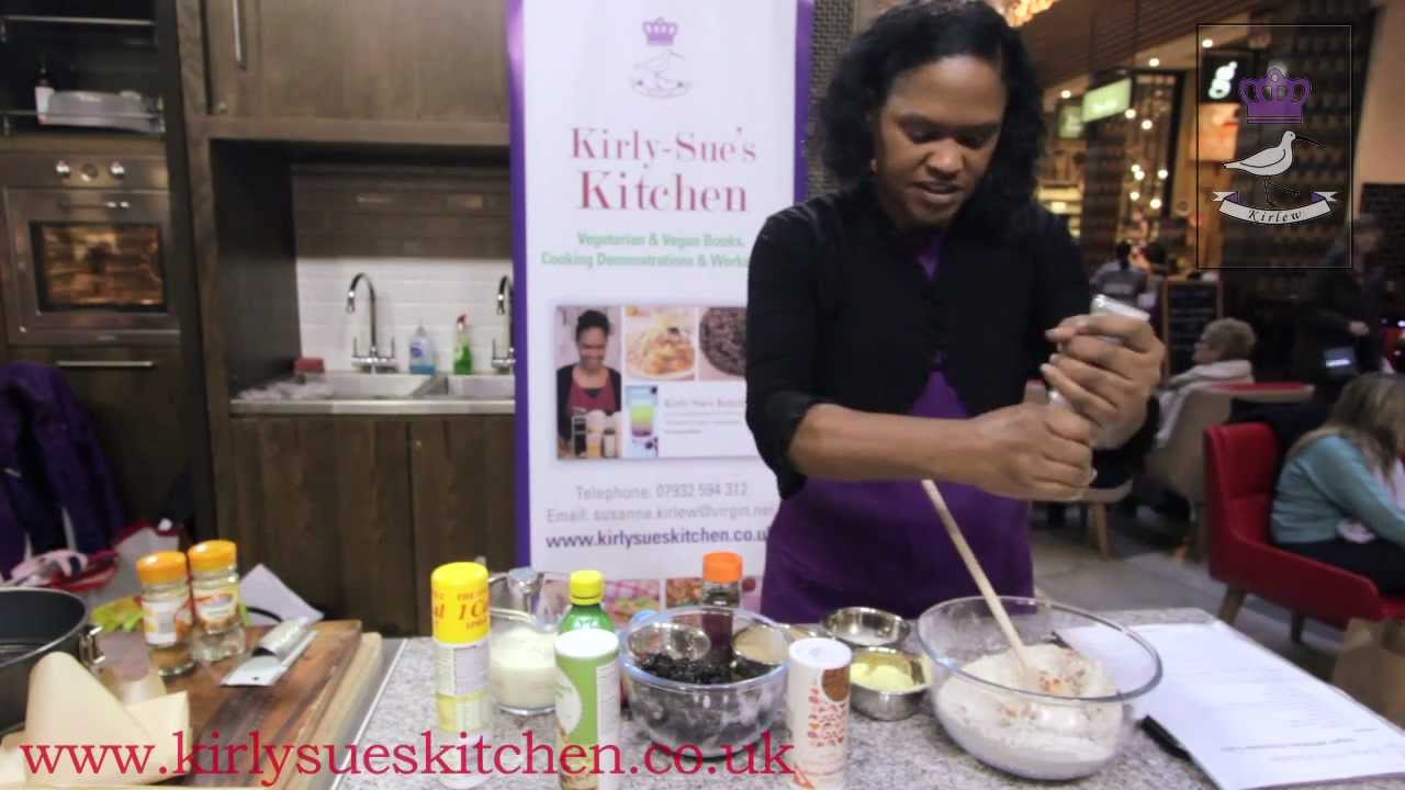 Веганский ямайский рождественский торт (Сюзанна Кирлев — Kirly-Sue's Kitchen)