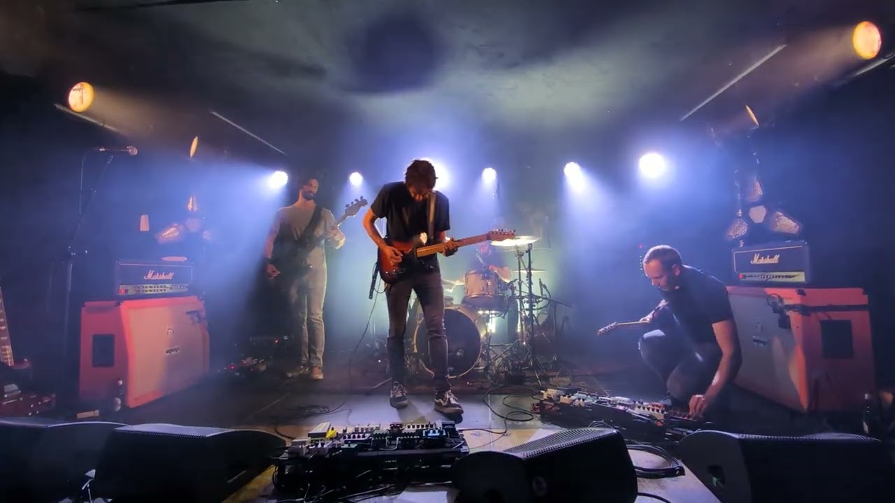 Stromkasten - &ecirc;tre en vie (live at Vortex/Siegen) 