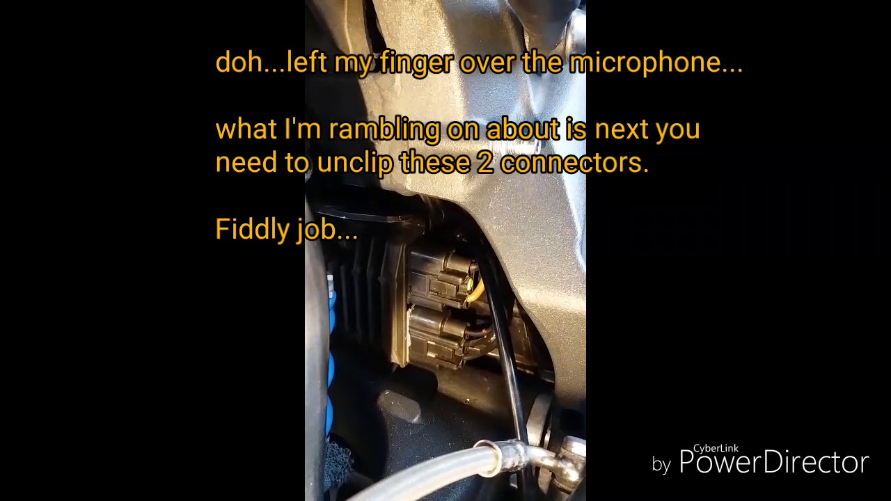 2011 Triumph Street Triple reg/rec removal