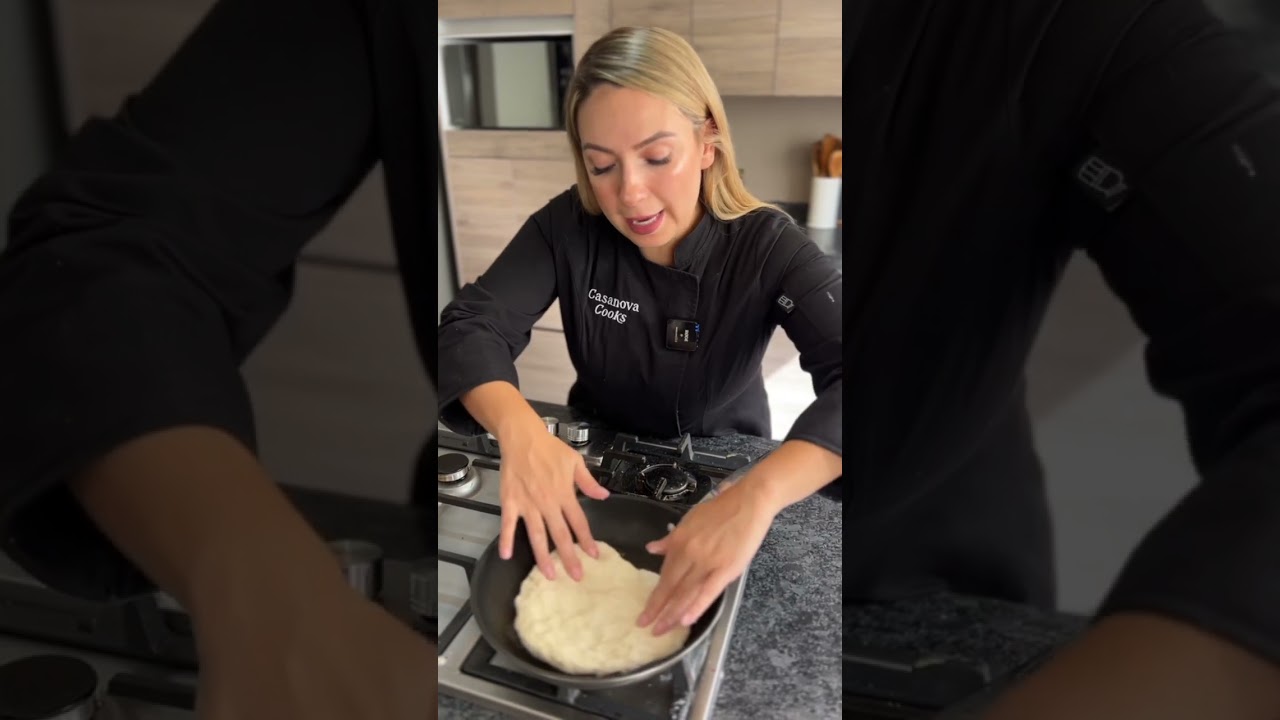 Aprende hacer pizza en sart&eacute;n &iexcl;sin batallar! | Chef Ana Casanova