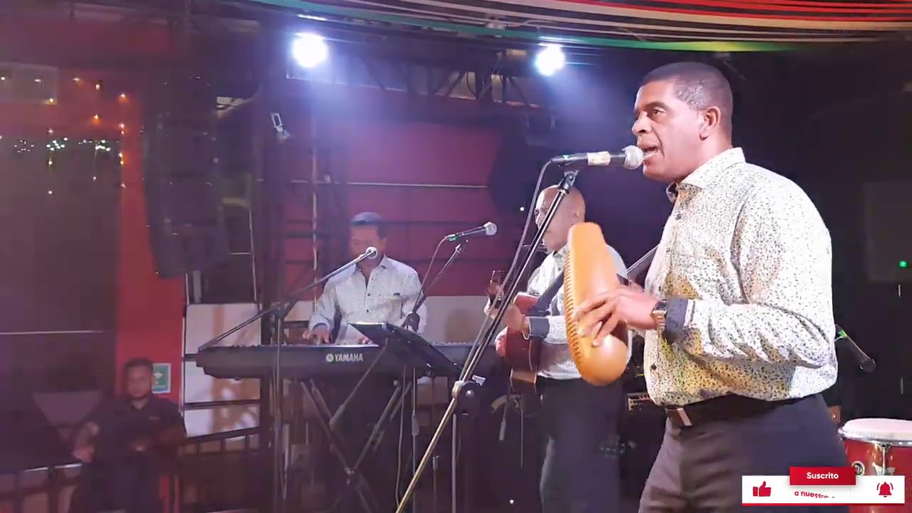 El Sexteto Juventud(Completamente en Vivo) en la Ciudad de Medellin en Cantina de la 70