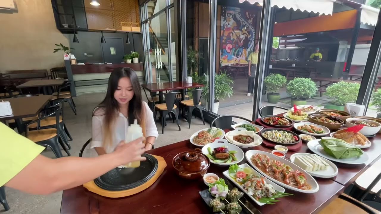 Pad Kra Pao Experience at The Buzz Kitchen (North Dagon) 