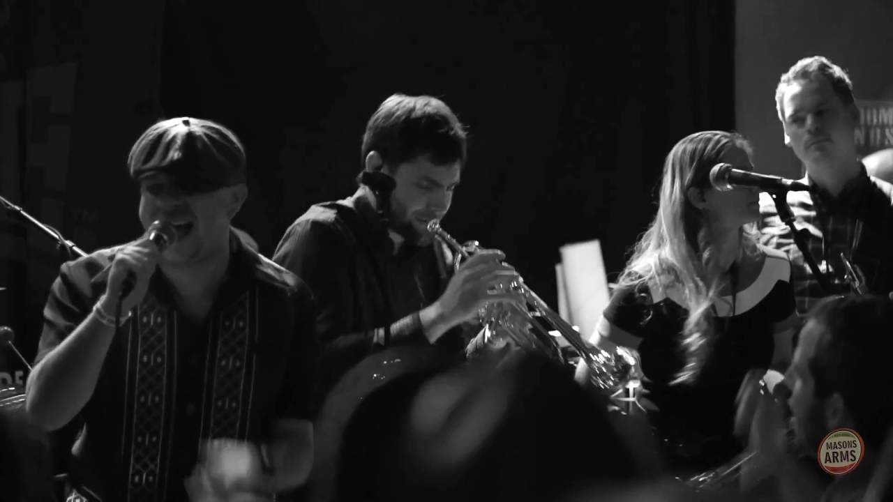 Masons Arms feat. Jesse Wagner - "Don't Let Me Down" LIVE Freedom Sounds Festival 2016