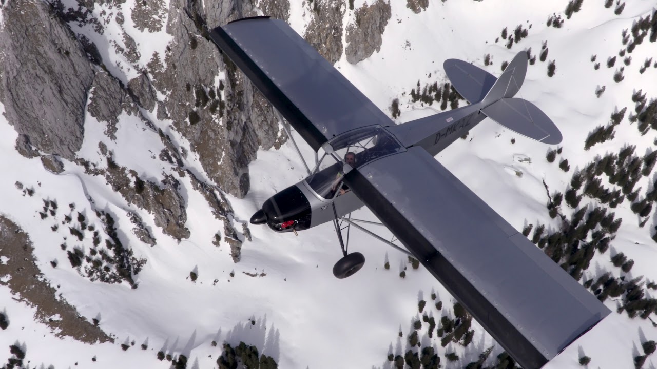 SHOCK CUB ULTRA light by Zlin Aero