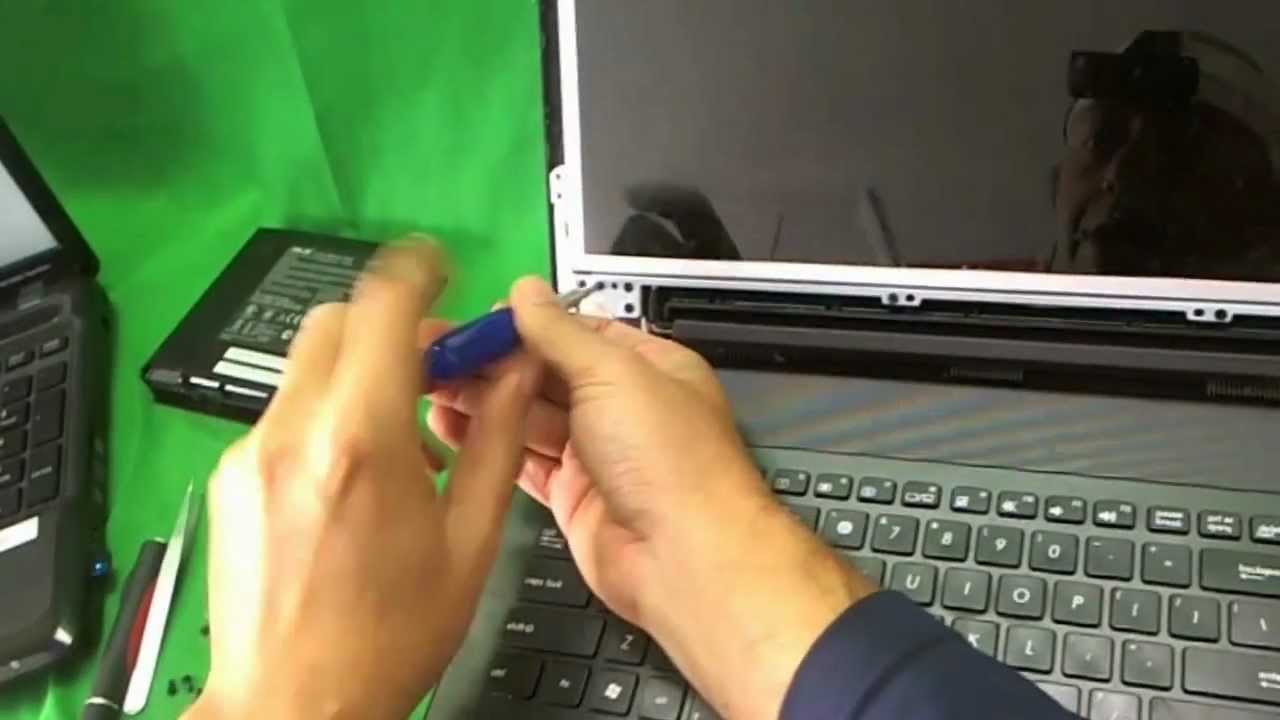 ASUS G74S Laptop Screen Replacement Procedure