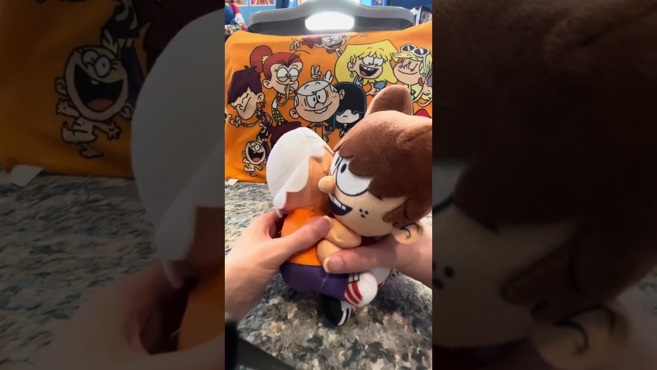 Lincoln and Lynn Jr heartwarming dance hug😁😊🥰🧡❤️