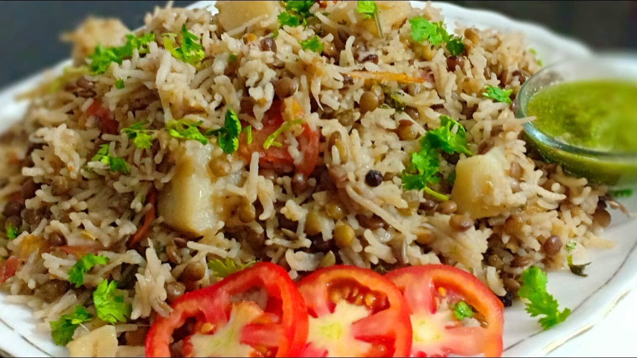 Aloo Masoor Pulao Recipe | Easy And Delicious Veg Pulao