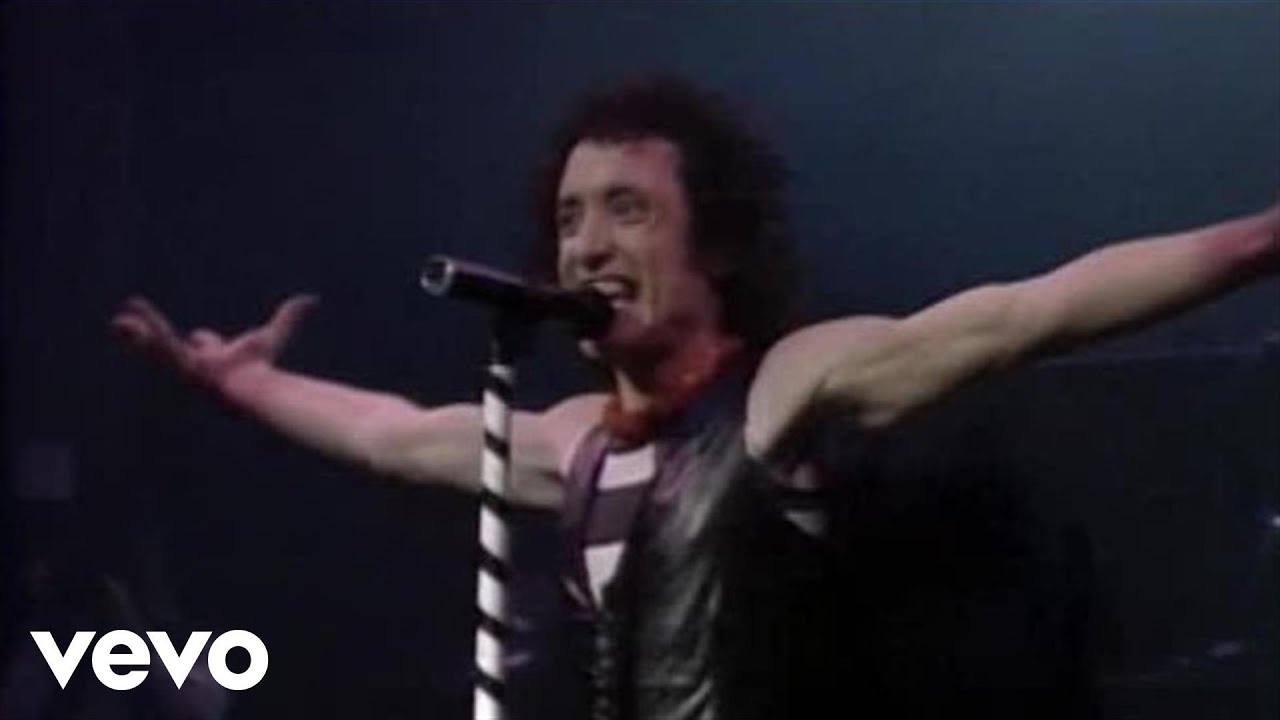 Quiet Riot - Run For Cover