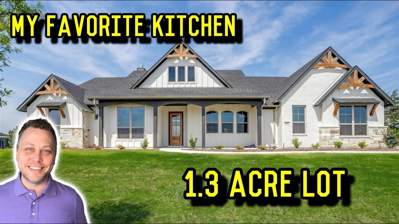 Amazing Elmwood Home on over 1 Acre in Midlothian, TX!