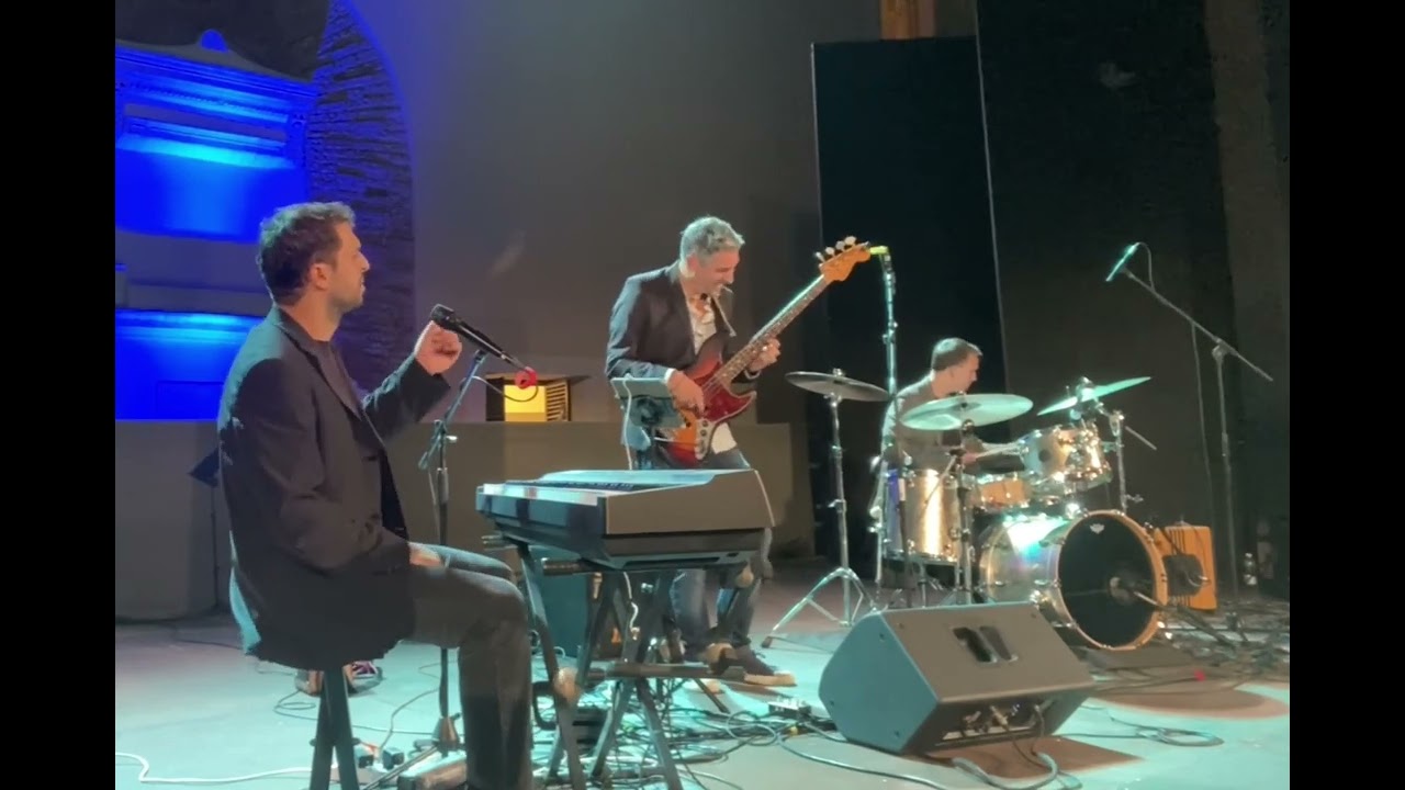 Walter Ricci Trio - Blues On The Corner (McCoy Tyner)