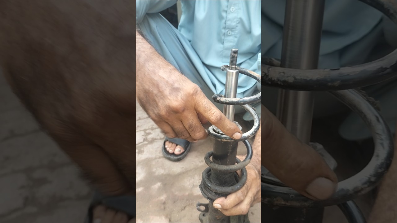 How to Shock Spring replacement Suzuki bolan 🌼🌼🌼🌼#shorts#viral short#automechanic