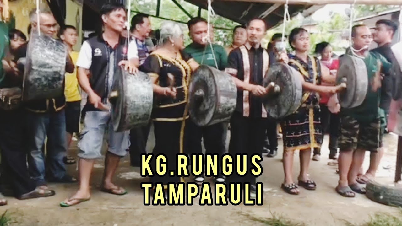 Rentak Paluan Gong dari Kampung Rungus Tamparuli ketika majlis pesta Kaamatan.