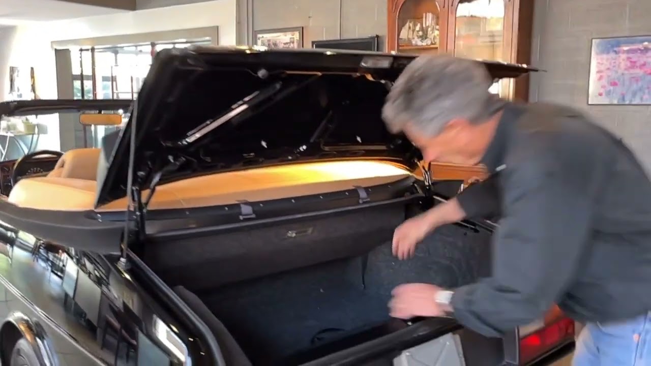 1994 Saab 900 Turbo Convertible - walk around