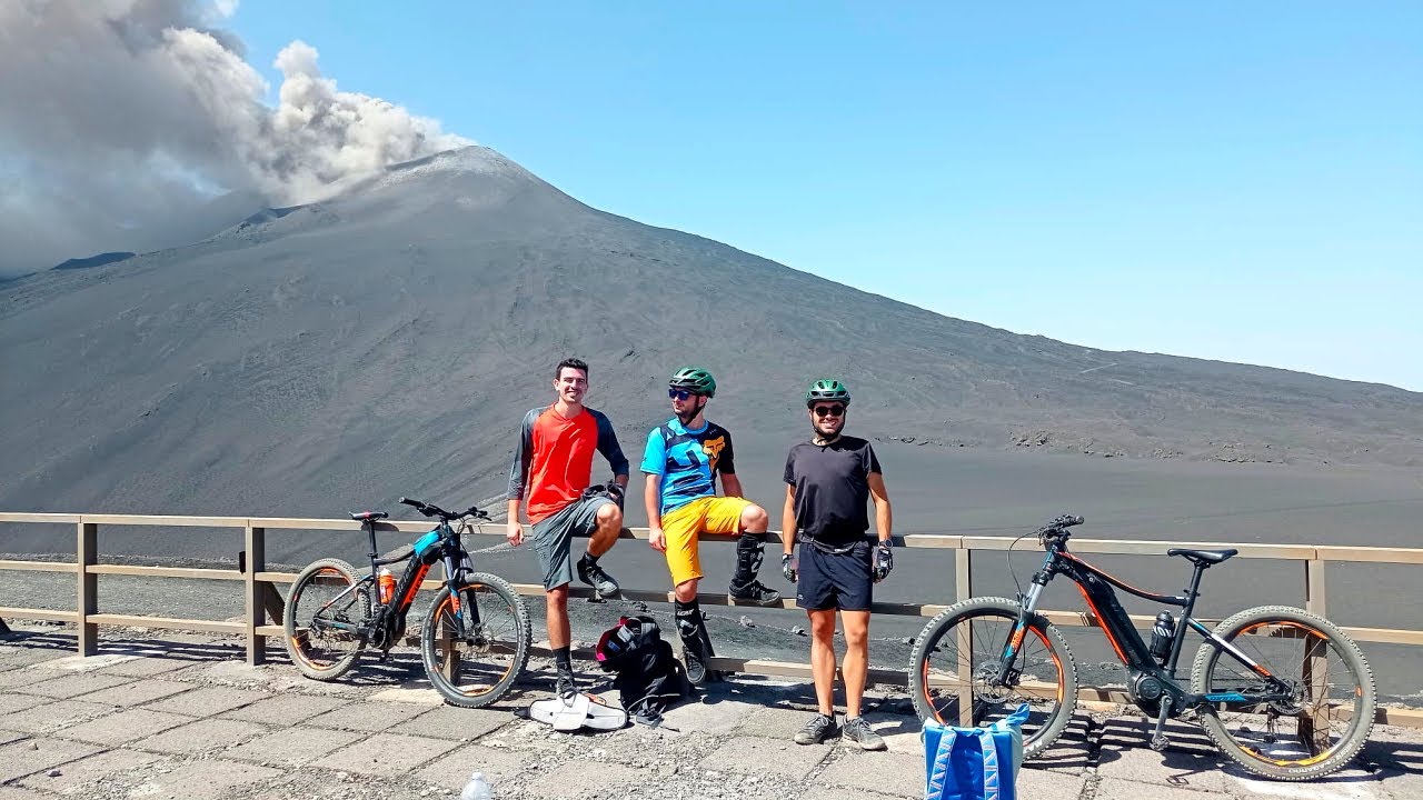 ETNA - PEDALARE SU UN VULCANO ATTIVO - 3357 mt.