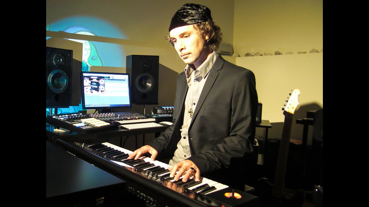Paul Brown - 'Venus de Milo' (Prince) Piano