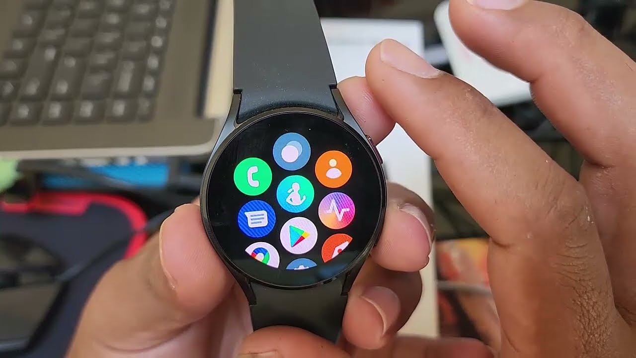 Samsung Galaxy Watch4 : How to set Quick launch gesture as Find My phone