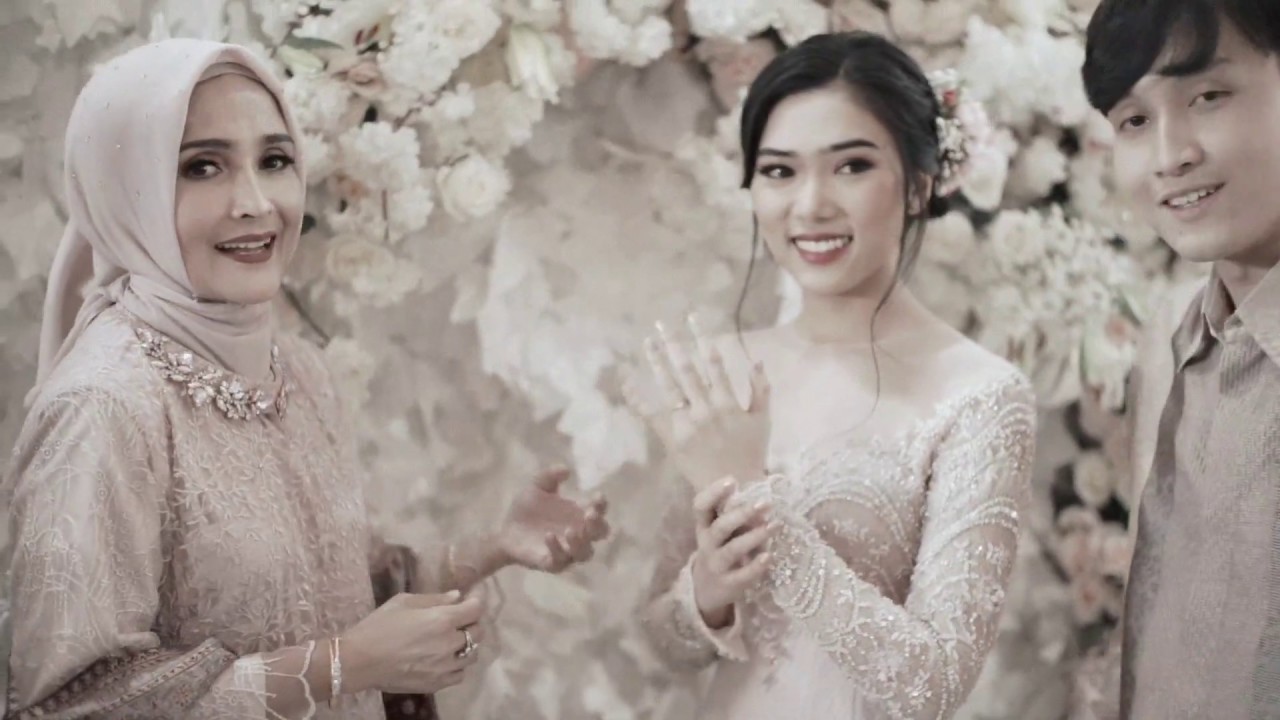 Isyana Sarasvati and Rayhan Maditra's Engagement Day