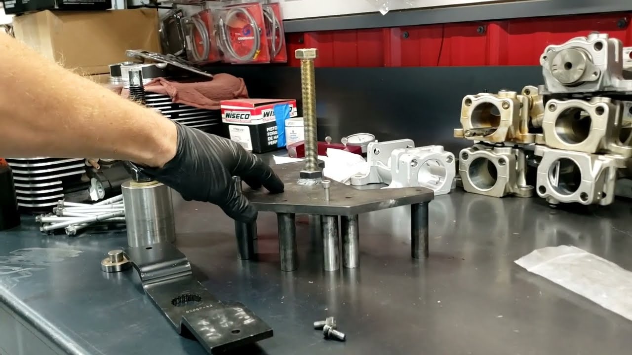 Victory engine transmission rebuild: Part 2 cases and transmission