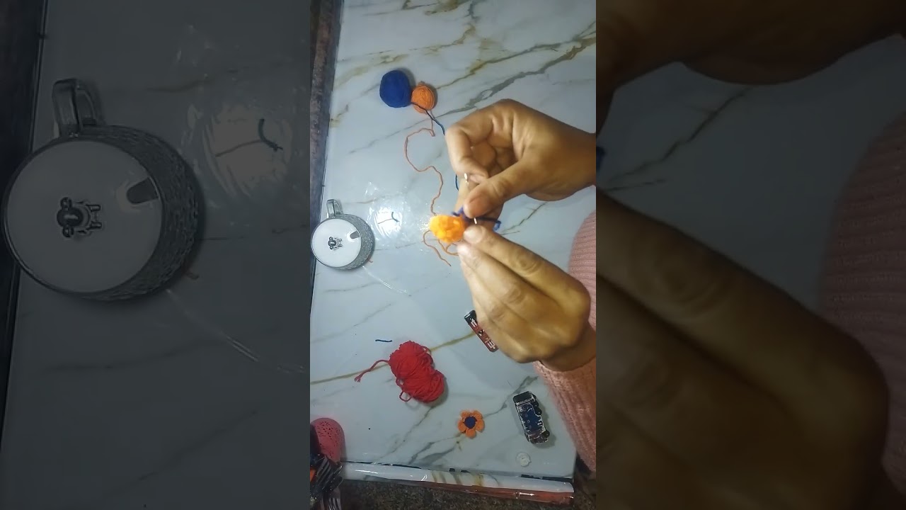 عمل وردة  للديكور او للزينه