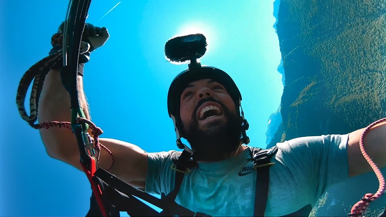 Gurtzeug rei&szlig;t im Flug | Acro Paragliding in Annecy
