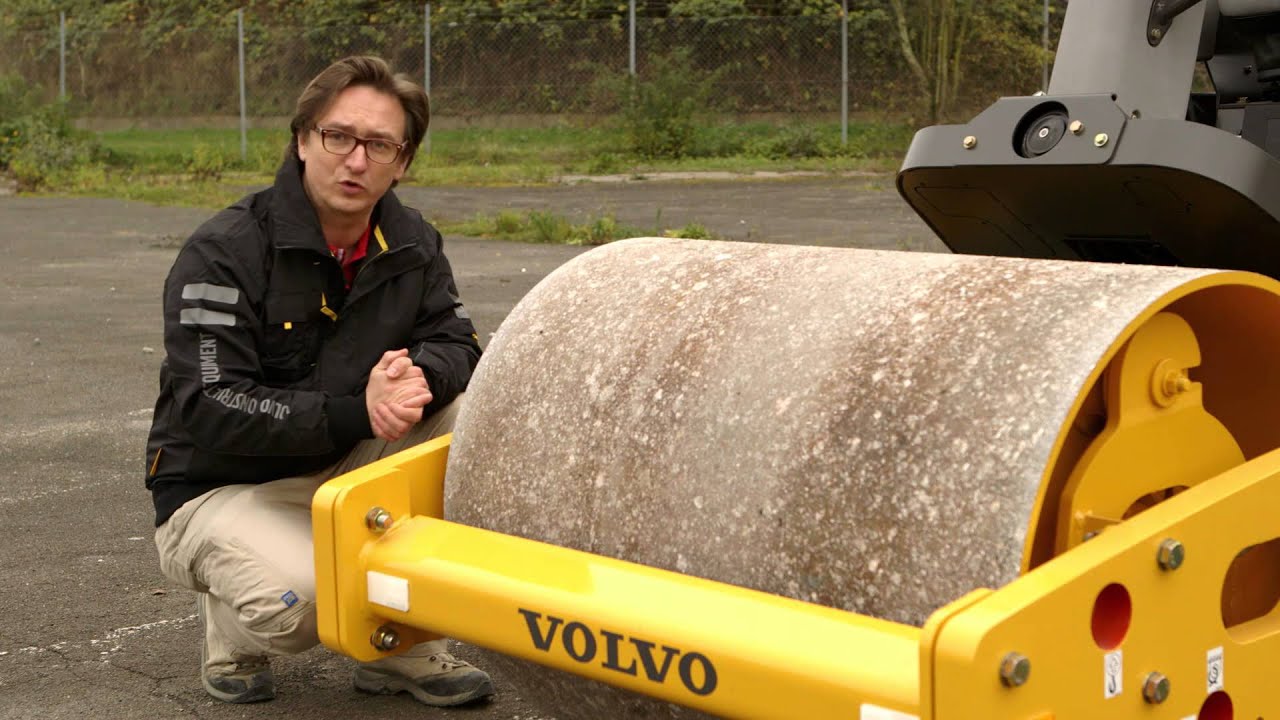 Introduction to the Volvo SD25 Single drum compactor - English