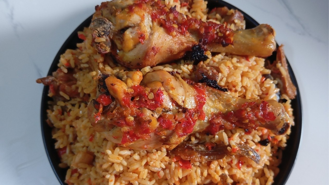 HOW TO COOK HILDA BACI SIGNATURE COCONUT RICE  WITH A LITTLE TWIST.