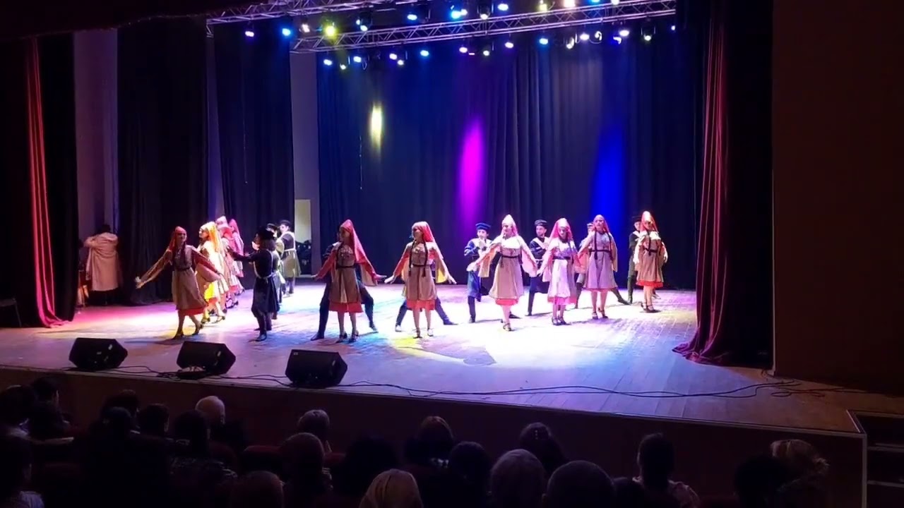 ERISA Folk Dance Ensamble / DANCE APKHAZURI