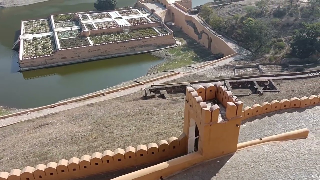 The incredible Amer fort in Jaipur, India 