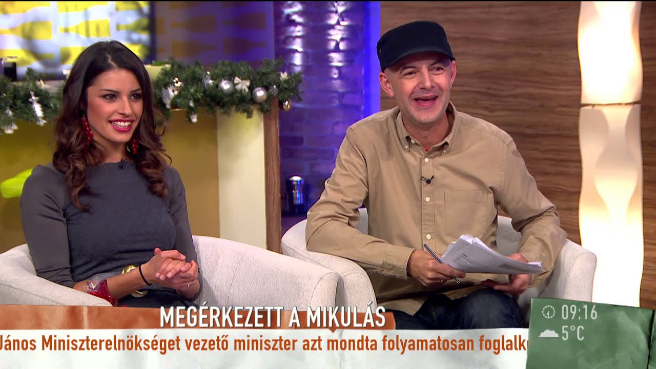 A mentalista Mikulás meglepte Czippán Anettékat - 2015.12.04. - tv2.hu/mokka