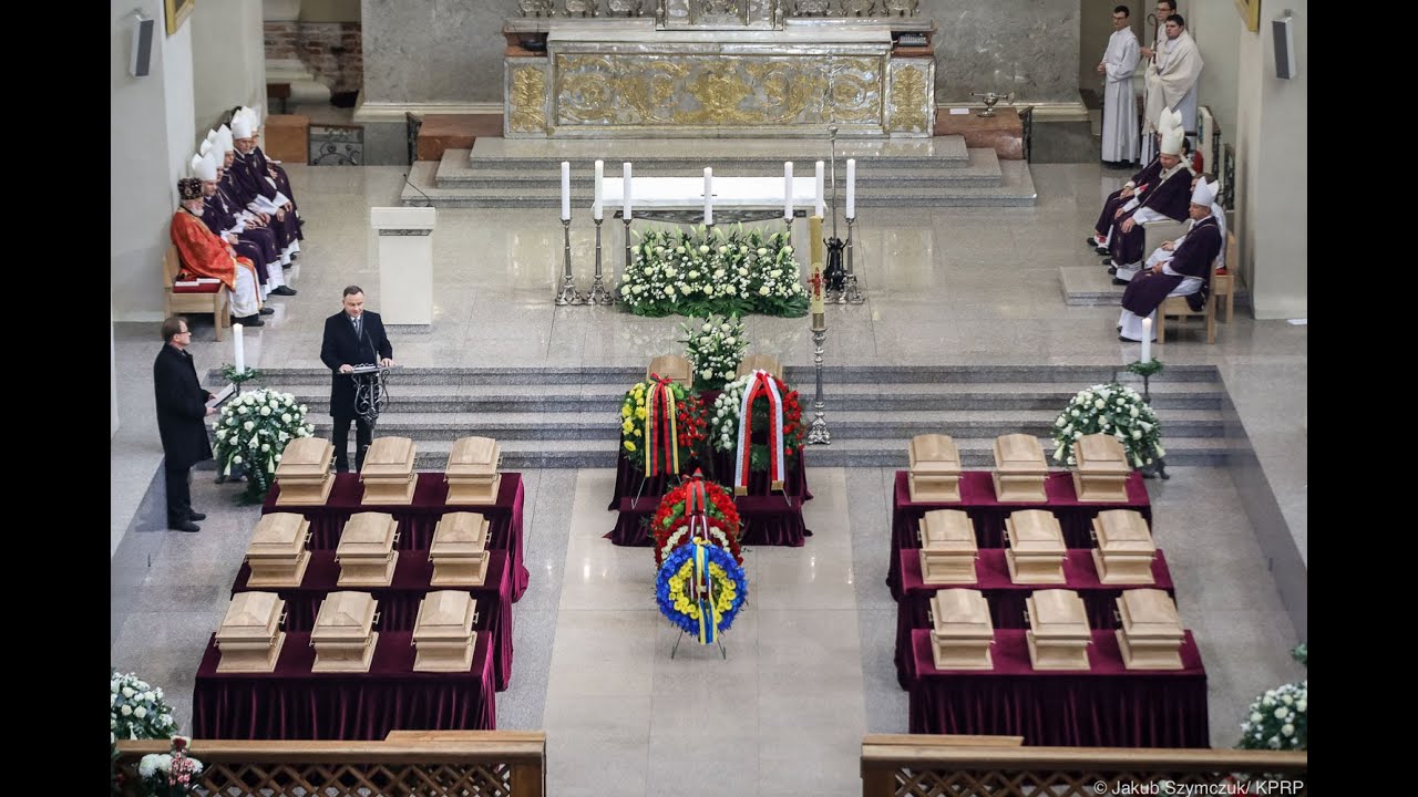 Wystąpienie Prezydenta Andrzeja Dudy na pogrzebie uczestników powstania styczniowego