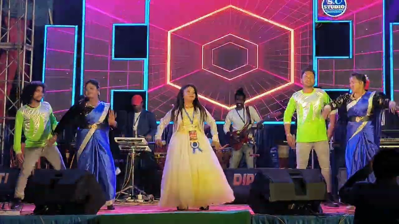 College More Thakbi Bandhu @ Purnima Mandi @ Stage Program # puruliya Vairal song 