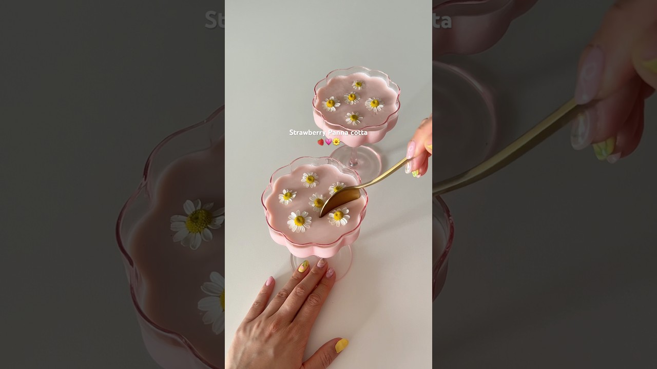 Let’s make Panna cotta! So easy and delish 🍓 