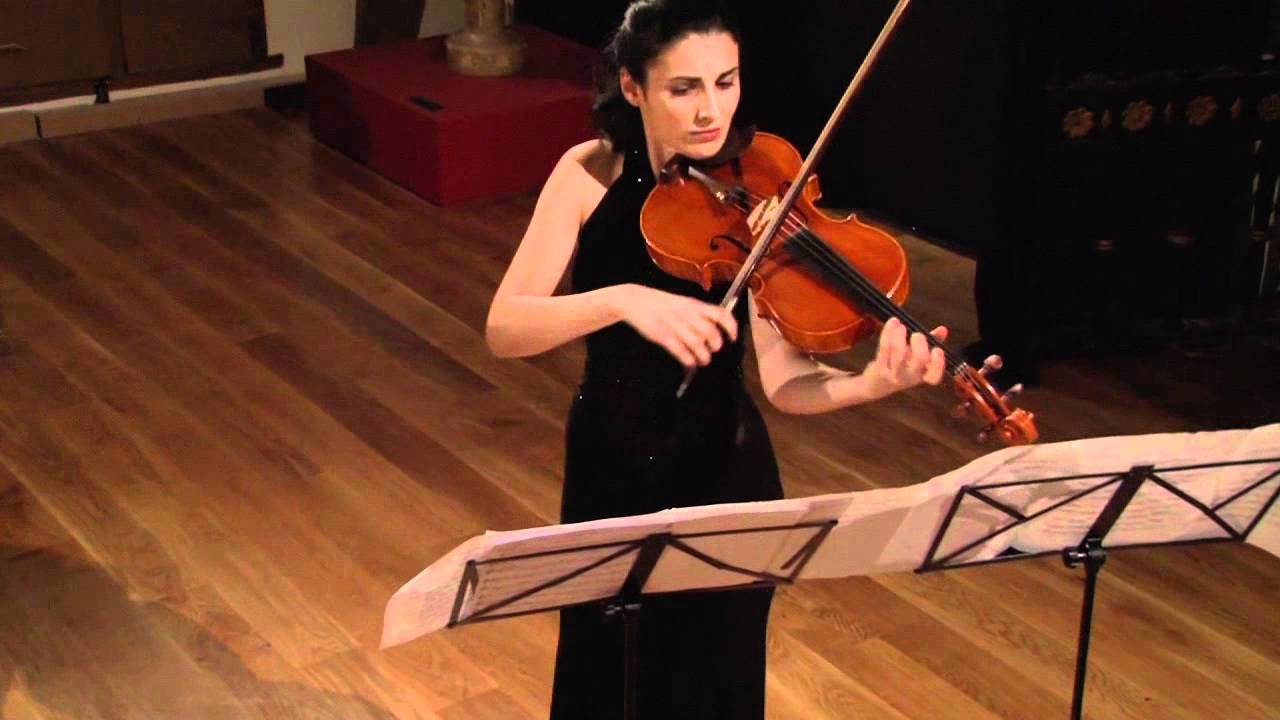 J.S.Bach, suite nº1 para viola sola. Irina Yonkova.