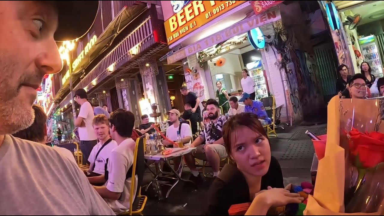 Pt 2 Bui Vien Walking St Roses and Bears Nightlife