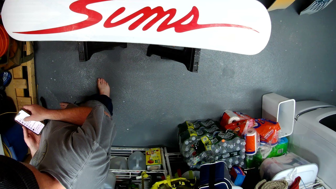 Storage wax on the snowboard quiver