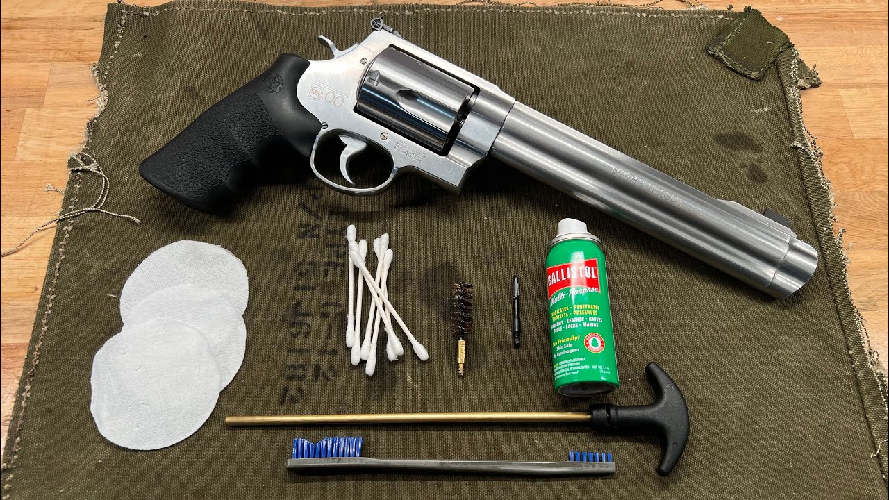 Smith and Wesson 500 Magnum Revolver Cleaning
