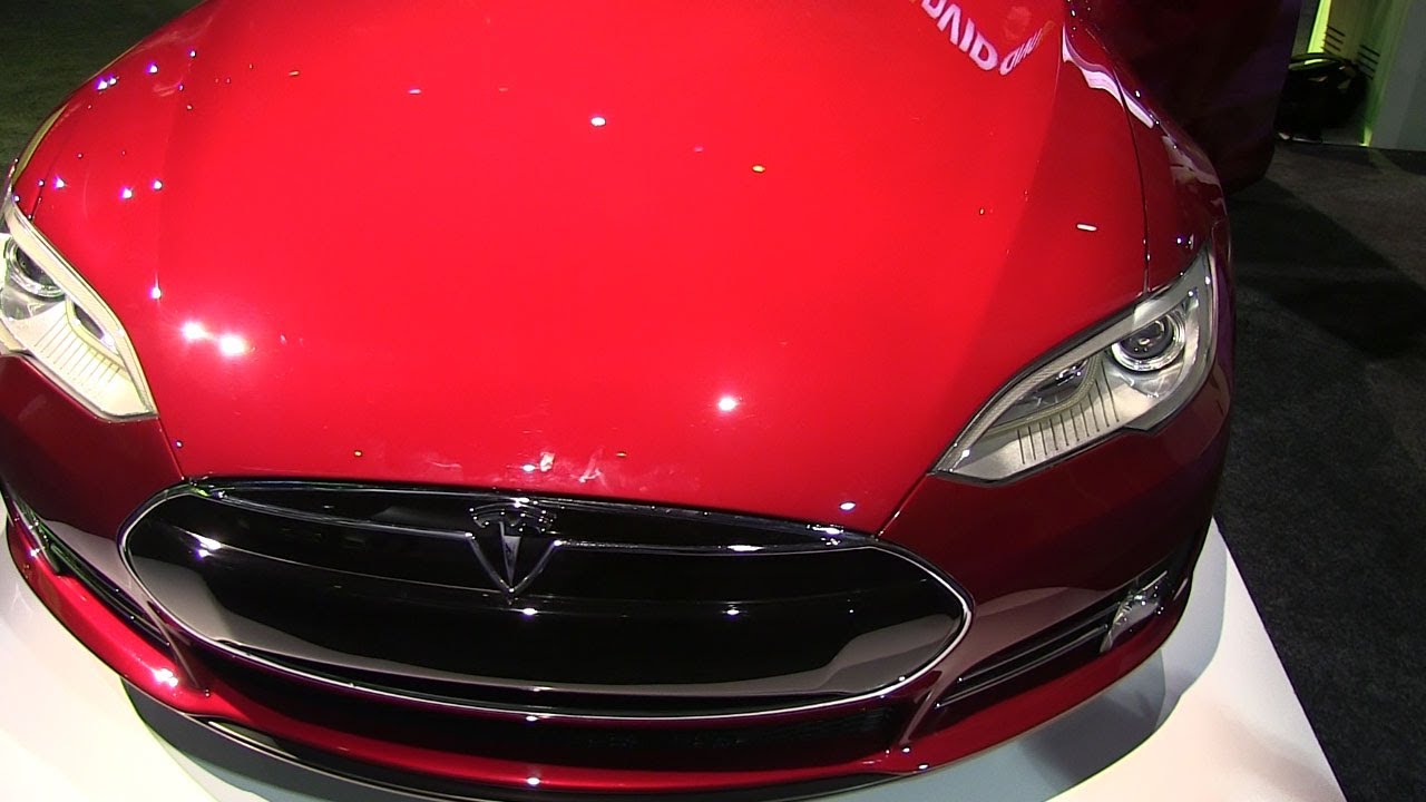 Future Ride: Jon Gets Inside the Tesla Model S Electric Car