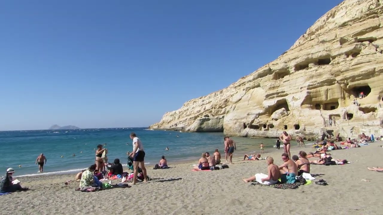 Matala beach Crete / Plaża hippis&oacute;w Matala na Krecie 21/10/2022